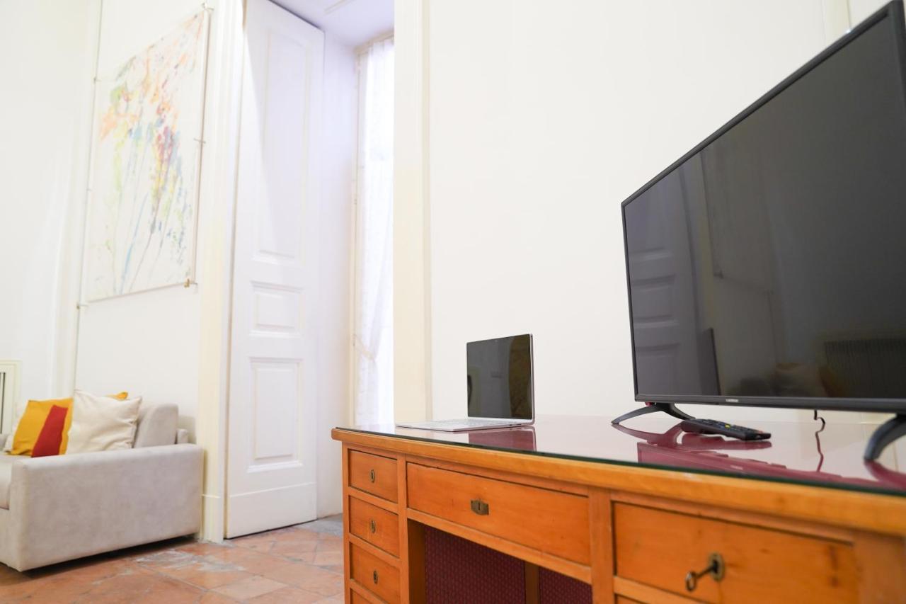 Casa Napoletana - Culture Apartment เนเปิลส์ ภายนอก รูปภาพ