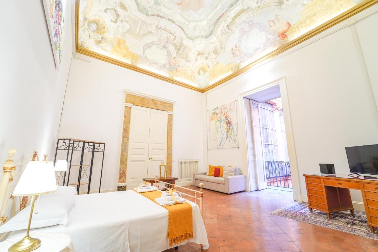 Casa Napoletana - Culture Apartment เนเปิลส์ ภายนอก รูปภาพ