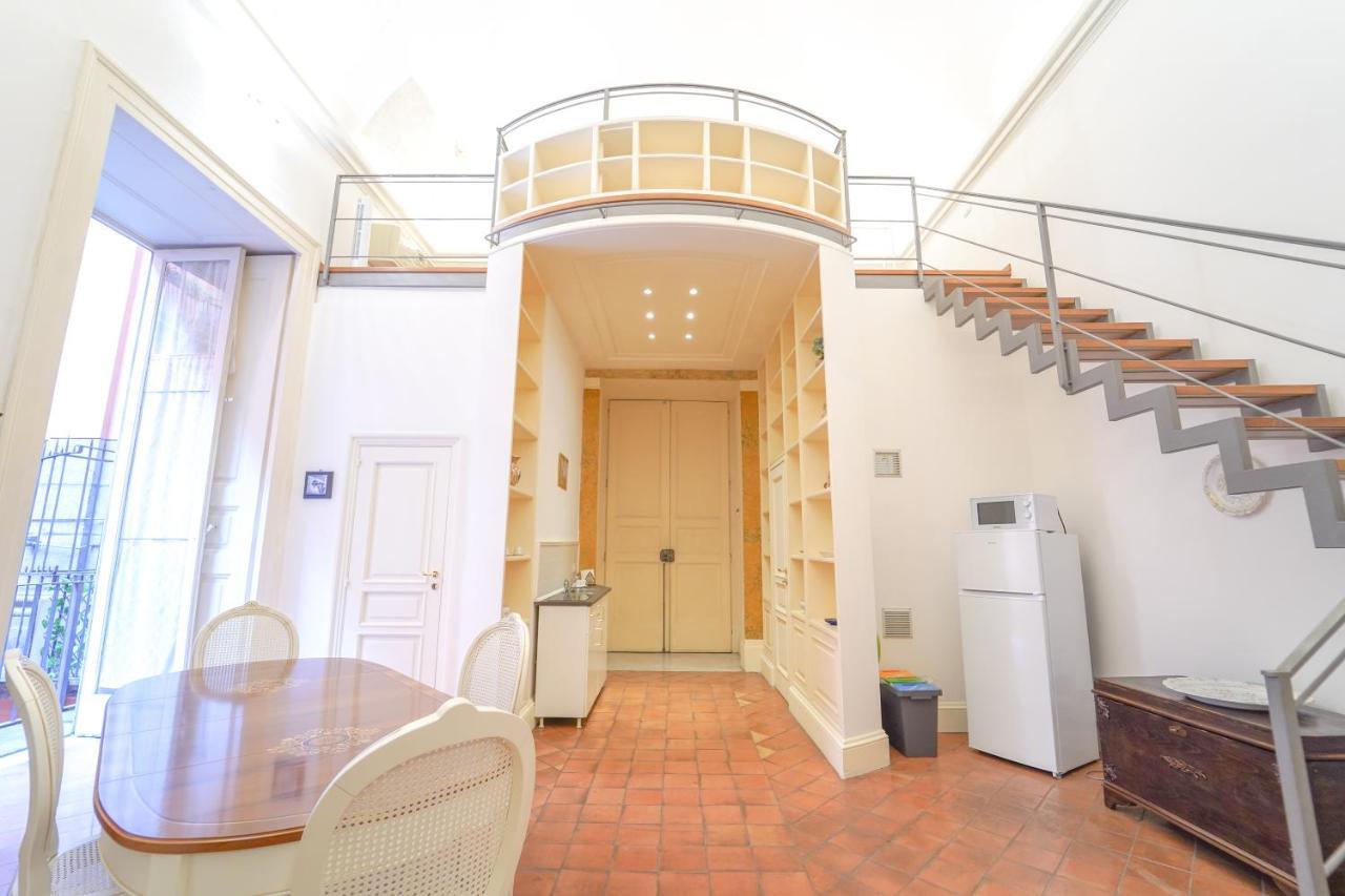 Casa Napoletana - Culture Apartment เนเปิลส์ ภายนอก รูปภาพ