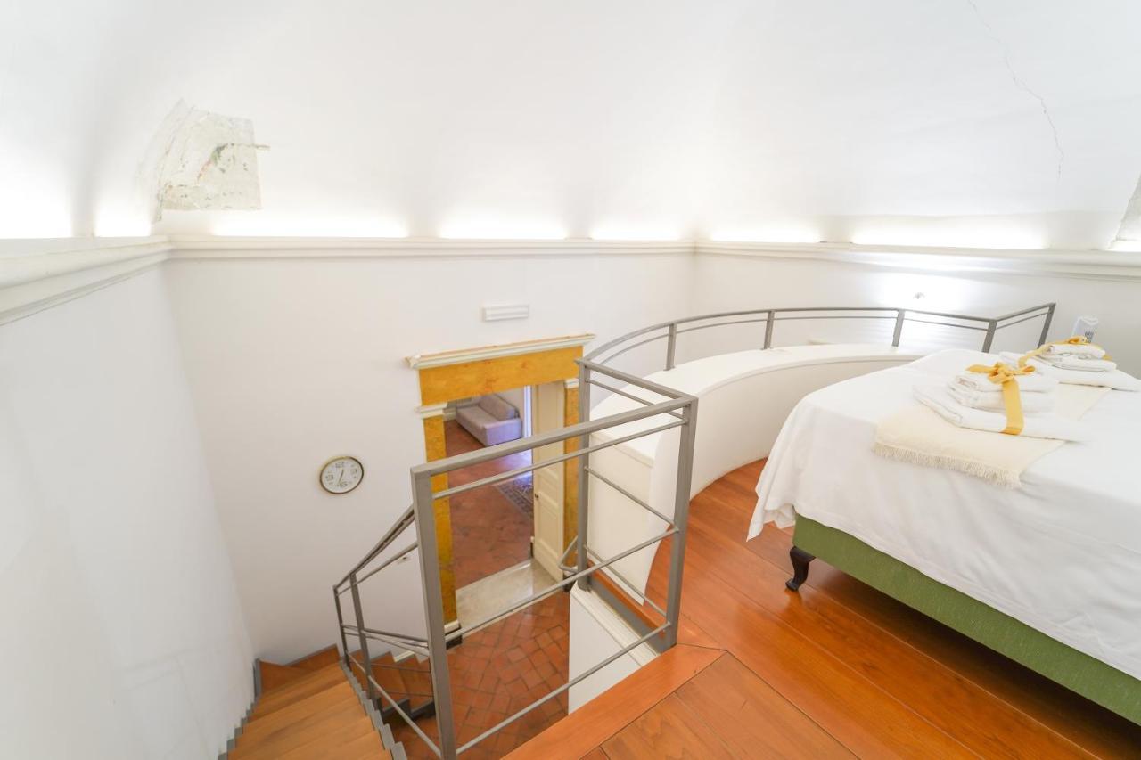 Casa Napoletana - Culture Apartment เนเปิลส์ ภายนอก รูปภาพ