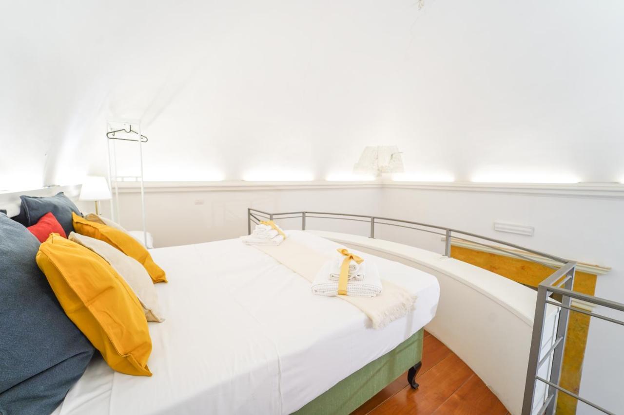 Casa Napoletana - Culture Apartment เนเปิลส์ ภายนอก รูปภาพ