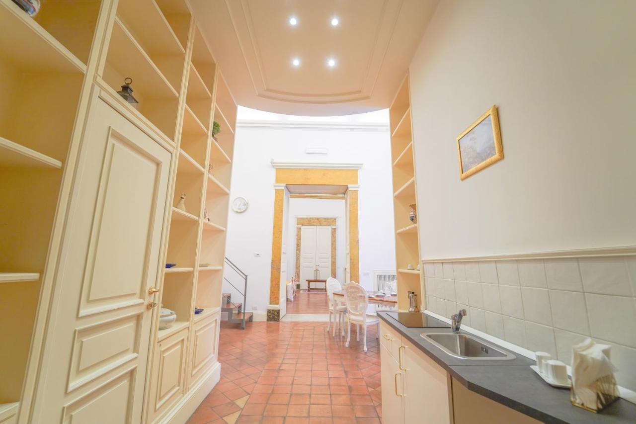 Casa Napoletana - Culture Apartment เนเปิลส์ ภายนอก รูปภาพ